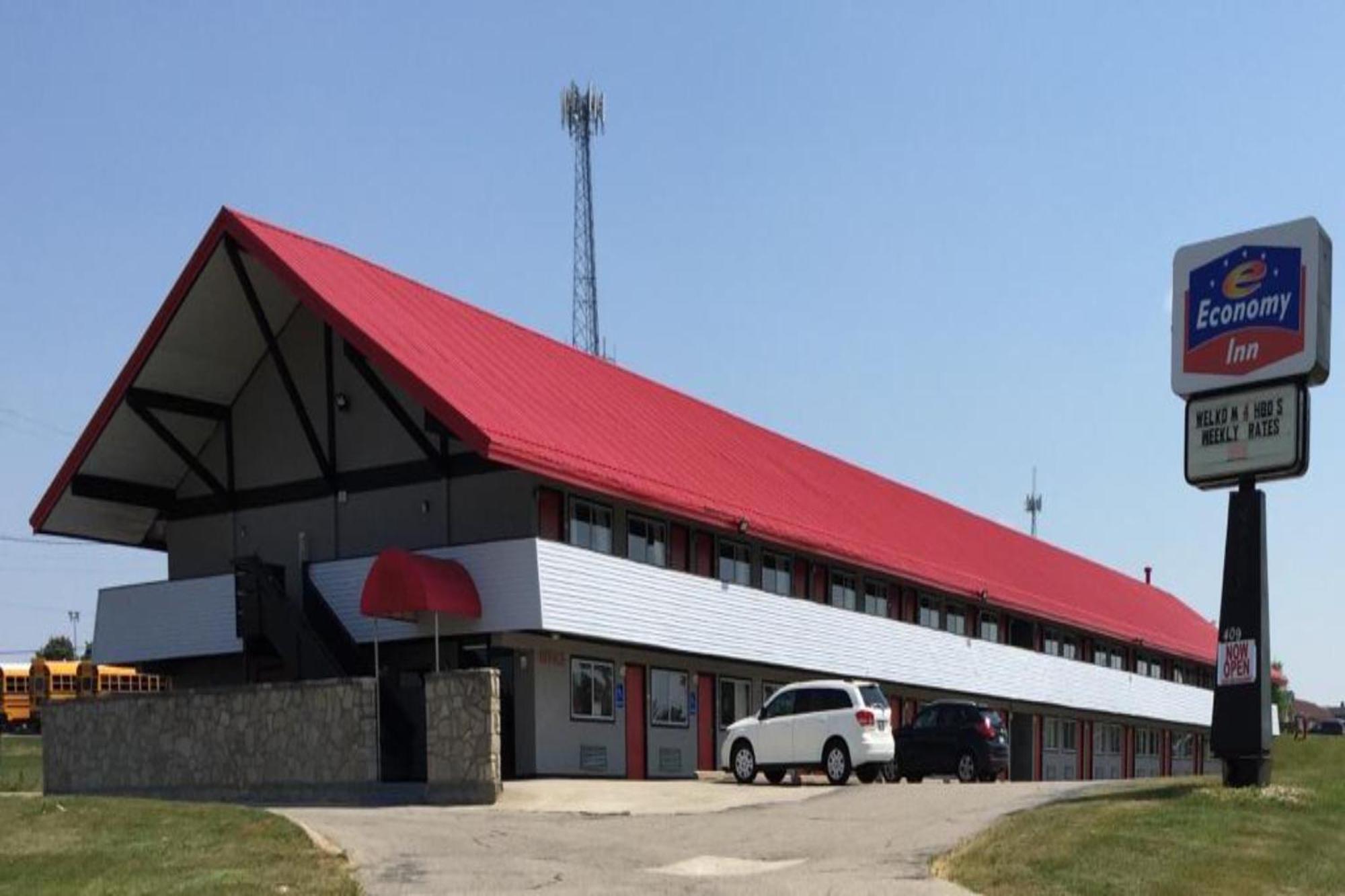 Economy Inn Of Холънд Екстериор снимка